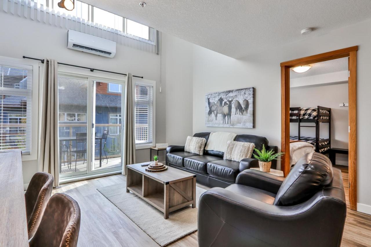 Charming 1 Bdrm Plus Loft With Views Managed By Little Sister Getaways Canmore Bagian luar foto